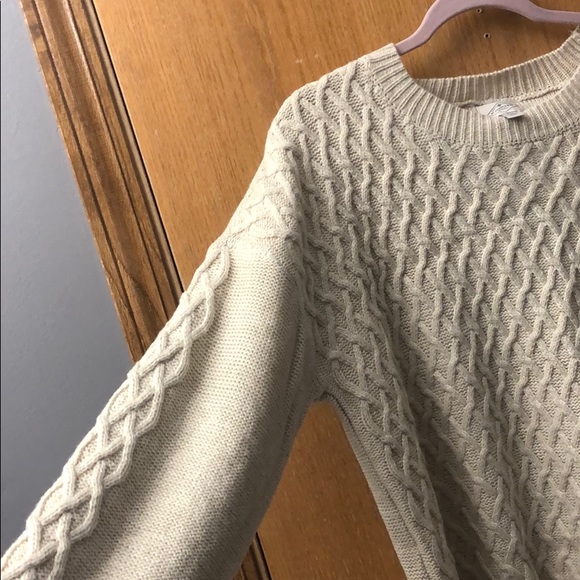 NWT Cream Sweater - Picture 7 of 10